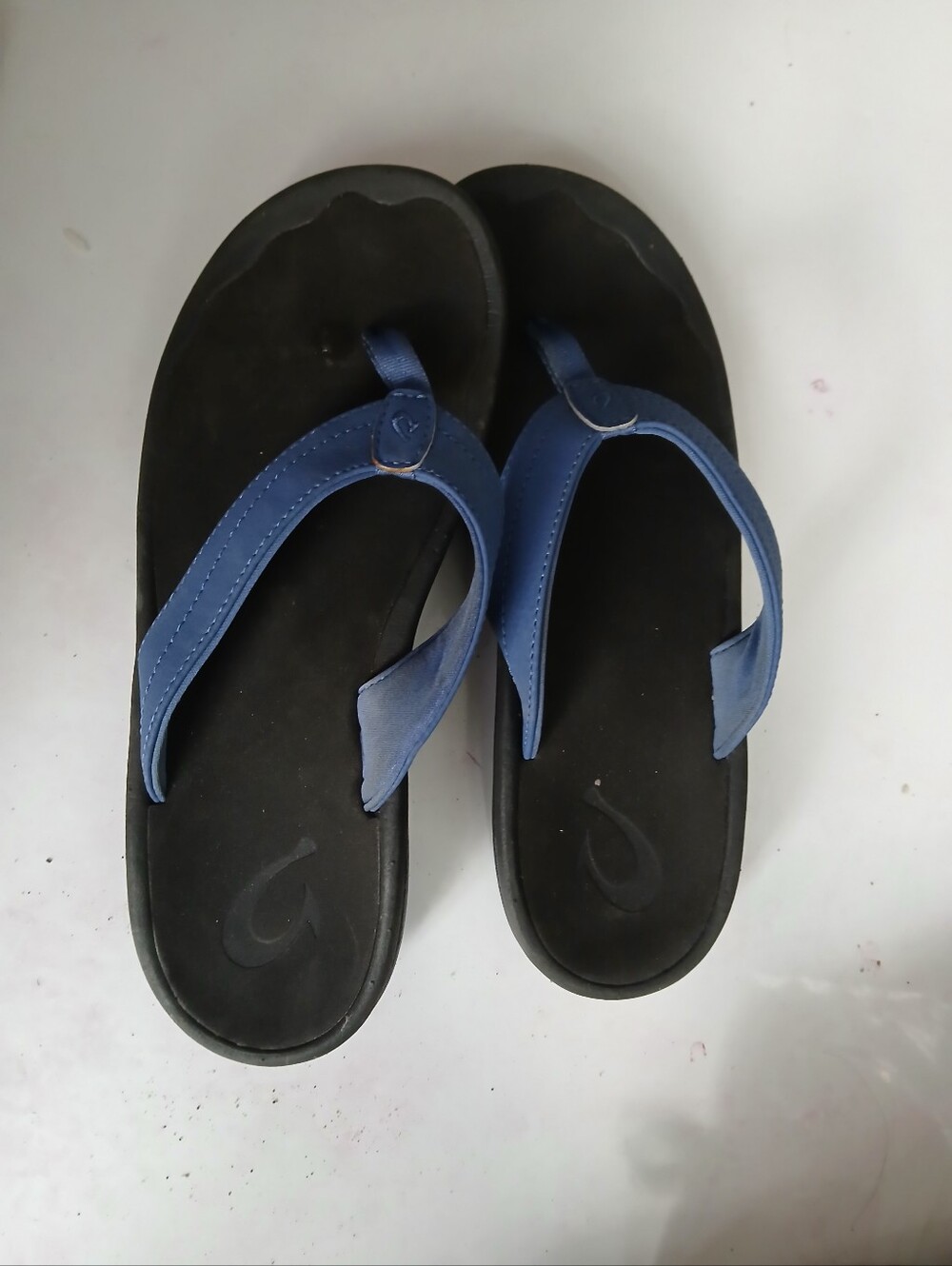 Olukai Womens Blue Strap Flip Flop Sandals Size 7